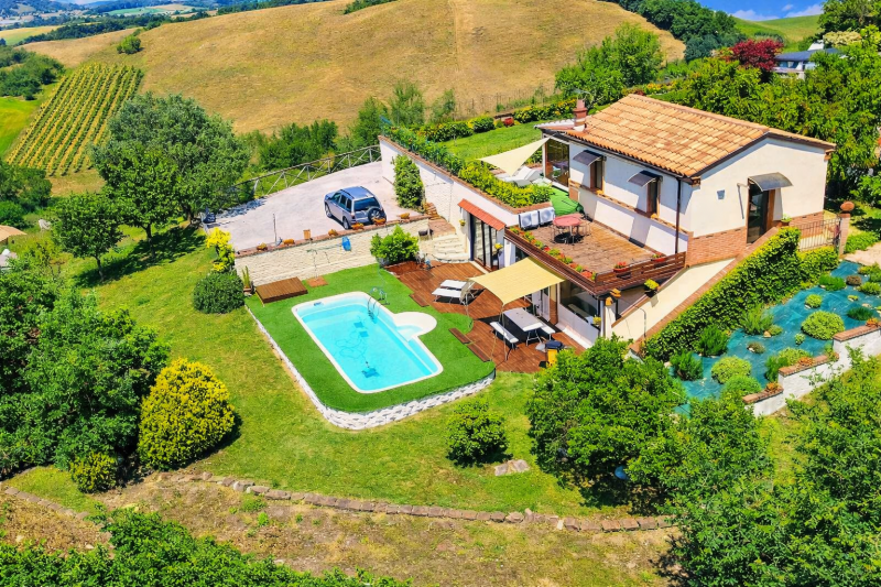 Foto CASTELPLANIO Rustico/Casa Colonica - AFFITTASI